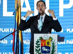 En un video, Guaidó pidió a los venezolanos seguir presionando el cambio de gobierno con actividades de calle. EFE/C. Hernández