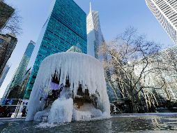 El sol comenzó a salir desde la mañana de este viernes, y se teme ahora por las inundaciones que la nieve derretida provoque. AP/F. Franklin