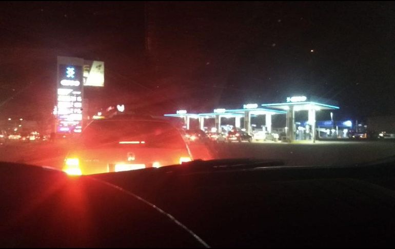 La Asociación Mexicana de Empresarios Gasolineros (Amegas) se apresuró a lanzar un comunicado para desmentir los rumores y  notificar que el abasto está garantizado al menos este fin de semana. TWITTER