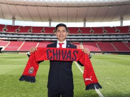 Villalpando, que llegó como refuerzo de Chivas para este torneo, sólo pudo jugar 68 minutos de la jornada 1 antes de sufrir una lesión muscular. TWITTER/@Chivas