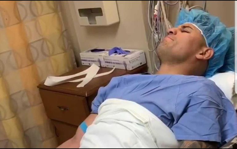 Al principio se especulaba con una posible lesión en el codo del mexicano. TWITTER / @abnermares