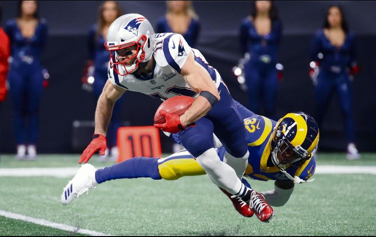 Julian Edelman tuvo 10 atrapadas para 141 yardas y así convertirse en el séptimo receptor en la historia en llevarse los honores al Más Valioso en un Super Bowl. AP / Semansky