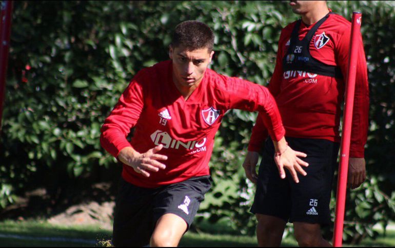 Carvajal llega al club rojinegro para suplir la ausencia por lesión de Lorenzo Reyes. TWITTER/@atlasfc