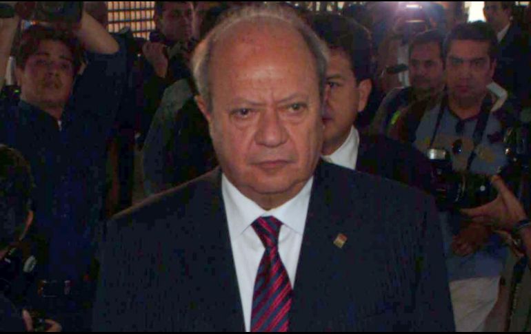 Trascendió que Romero Deshamps fue denunciado ante la Fiscalía General de la República por su presunta relación con las tomas clandestinas en los ductos de Pemex. SUN/ARCHIVO