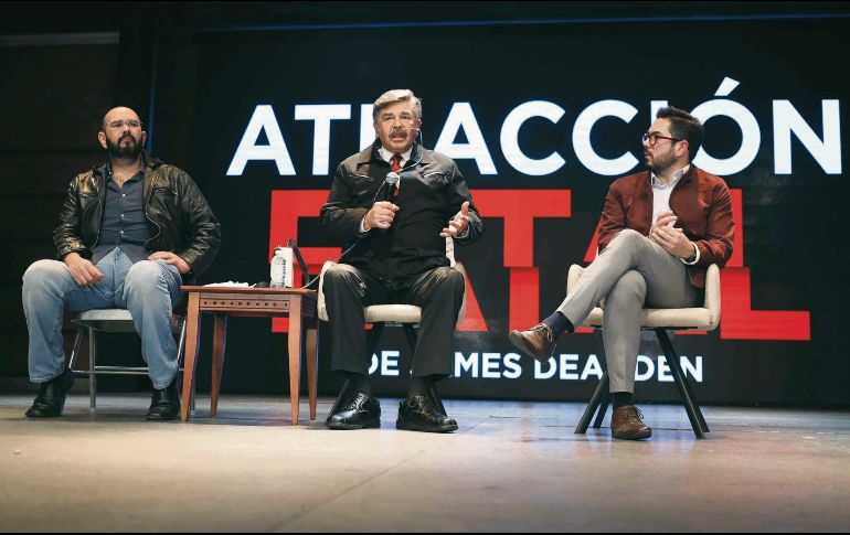 Tras la presentación de esta obra el domingo, Jorge Ortiz de Pinedo (al centro) fue notificado para desalojar el teatro a más tardar el 7 de febrero. EL UNIVERSAL