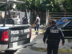 El cuerpo fue llevado a las instalaciones del Instituto Jalisciense de Ciencias Forenses, donde permanecerá en espera de que sea reconocido por sus familiares.  ESPECIAL/
