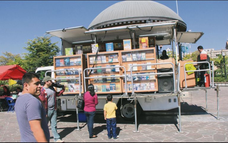 La librería móvil tiene como objetivo llevar la lectura a un mayor número de habitantes. CORTESÍA