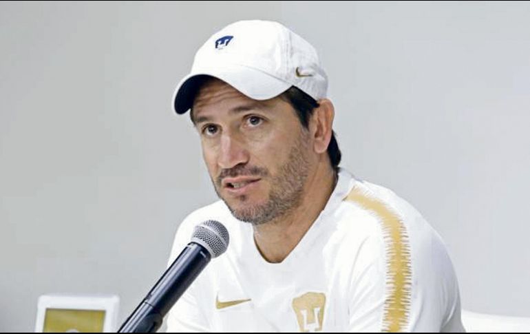 El técnico de los Pumas entiende la decisión de Nicolás Castillo de volver al futbol mexicano pero a un equipo diferente. EL UNIVERSAL