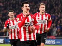 Pierpaolo Merino comparó a Hirving Lozano con el atacante argentino Ezequiel Lavezzi, quien pasó por el club en años anteriores. TWITTER / @psveindhoven