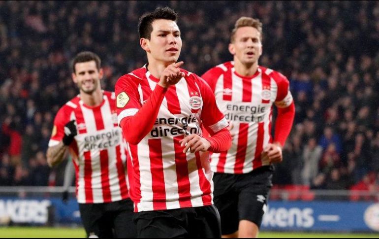 Pierpaolo Merino comparó a Hirving Lozano con el atacante argentino Ezequiel Lavezzi, quien pasó por el club en años anteriores. TWITTER / @psveindhoven