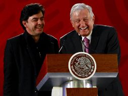 Durante la conferencia de prensa, López Obrador pidió a su vocero, Jesús Ramírez Cuevas, que explicara por qué su declaración no estaba completa. NTX / J. Lira