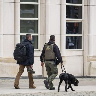 Jurado pide más testimonios de ex socios de "El Chapo"