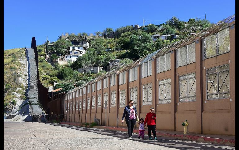 La división fronteriza en Nogales, en una imagen de octubre de 2016. AFP/ARCHIVO