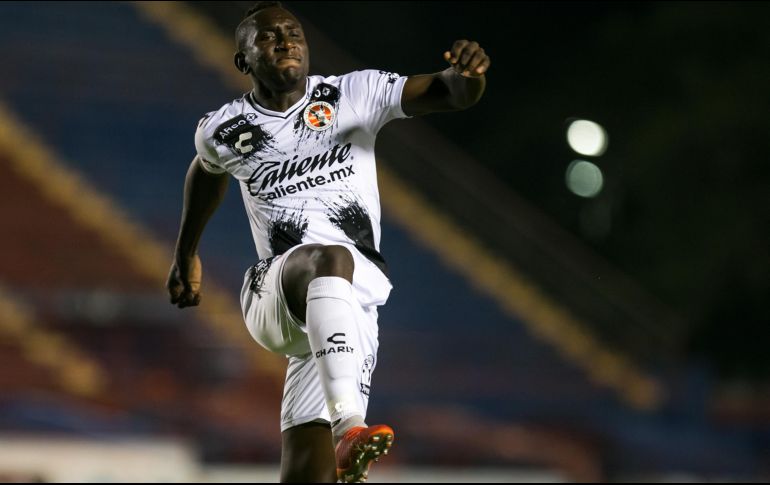 El colombiano Erick Castillo puso el 1-0 en la pizarra, que a la postre fue el resultado definitivo que mantiene con vida a los Xolos. MEXSPORT / Emiliano