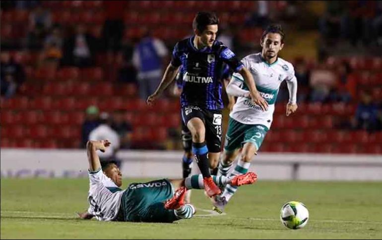 Los morelenses llegaron a seis unidades para ser líderes del Grupo Tres, mientras Querétaro se estancó con tres. TWITTER/@CopaMx