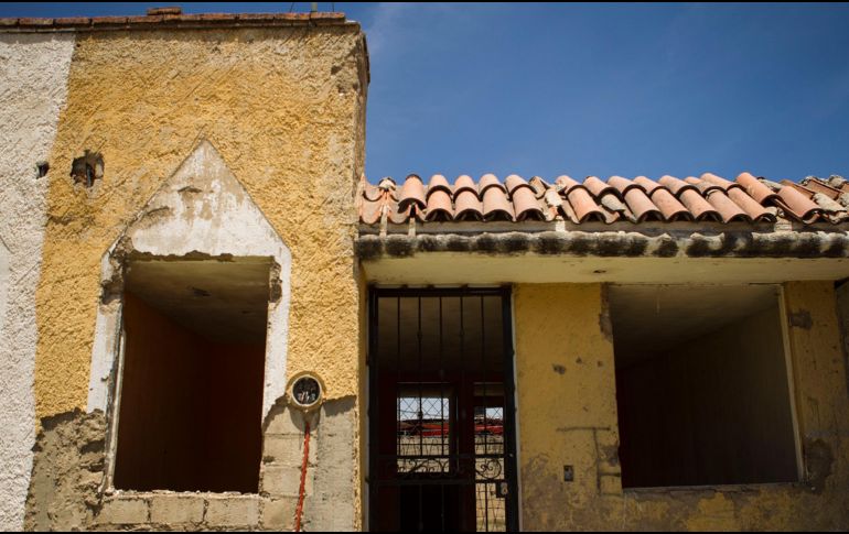 Las autoridades de Tlajomulco planea derribar las casas en situación de riesgo cuyo dueño es ilocalizable. EL INFORMADOR/Archivo