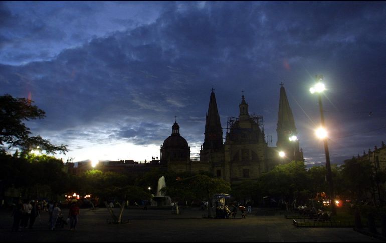 El Instituto de Astronomía y Meteorología de la UdeG pronostica que la temperatura mínima será de 11 grados para el día de mañana. EL INFORMADOR / ARCHIVO