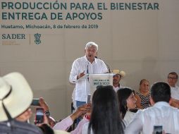El presidente Andrés Manuel López Obrador encabezó la entrega de apoyos de Producción para el Bienestar en Michoacán. NTX/A. Rodríguez