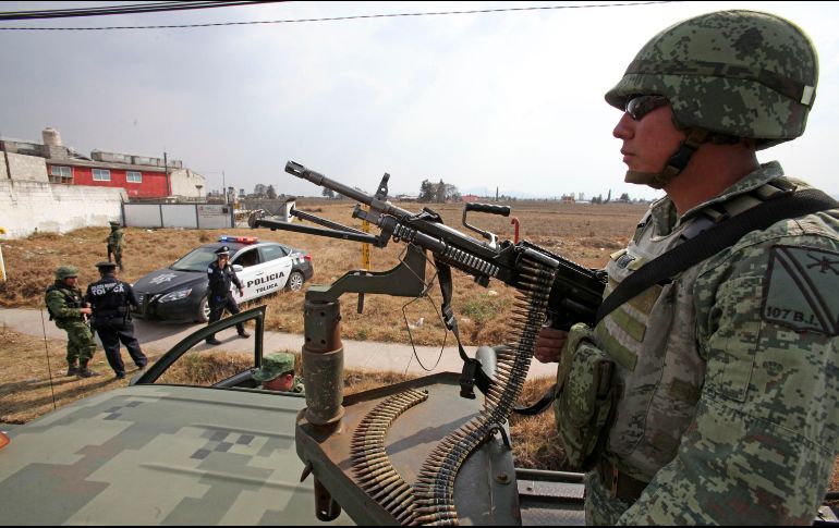 Con el aumento de la vigilancia se pretende garantizar el abasto de gasolina y la eerradicación de tomas clandestinas. SUN/J. Alvarado