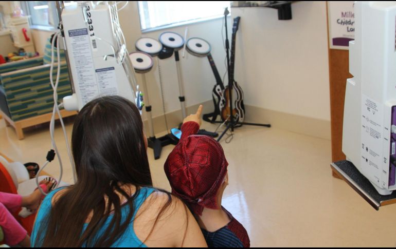  Comentó que el cáncer es una enfermedad que reporta anualmente 195 mil casos nuevos y 85 mil fallecimientos en México, la mayoría de éstos por un diagnóstico tardío. EFE/ ARCHIVO