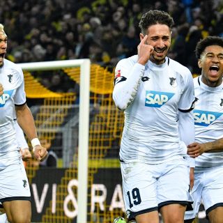 Borussia Dortmund empata en casa y deja acercarse al Bayern Munich