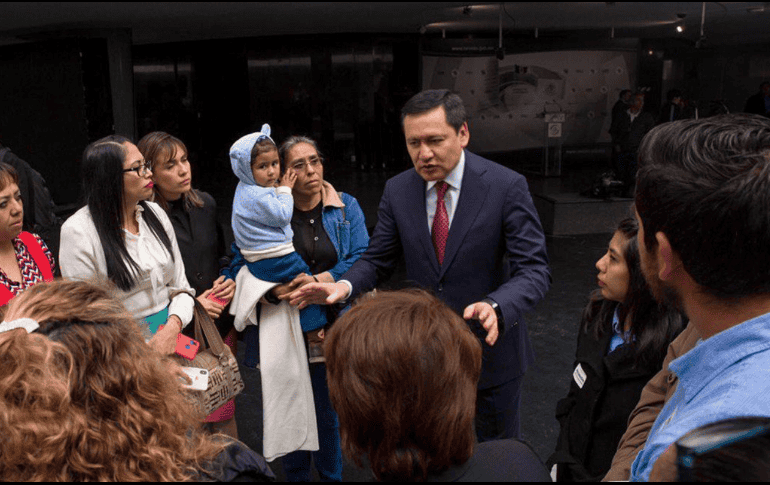 La fracción encabezada por Osorio Chong, pidió al gobierno federal explicar con claridad las medidas que ha tomado para afrontar la problemática en todo el país. TWITTER / @osoriochong