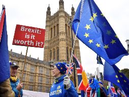 Según una encuesta, 53% de los británicos está a favor de posponer la salida de la UE, lo que podría derivar en una segunda consulta popular o en otra ronda de negociaciones. EFE/Archivo