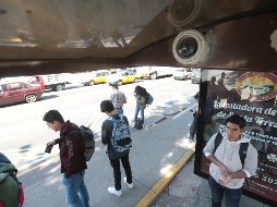 La prueba piloto comenzó en 2018 con cámaras en los paraderos de la Preparatoria 8 y el CUCEI, en el primer caso fue retirada por obras de repavimentación y en el segundo ya no funciona. EL INFORMADOR/G. Gallo