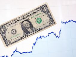 El tipo de cambio para solventar operaciones denominadas en moneda extranjera pagaderas en el país se ubica en 19.2524 pesos. NTX / ARCHIVO