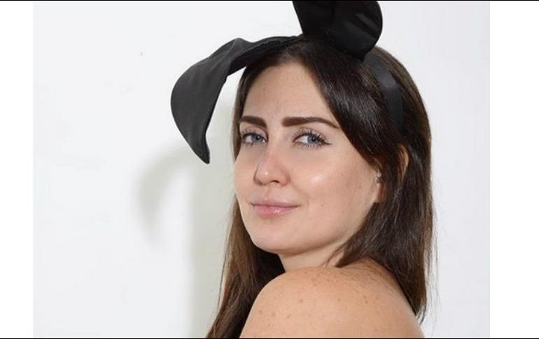 Lora censuró sus senos en varias imágenes. INSTAGRAM / celi_lora