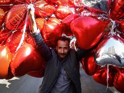 Con el paso de los años, el 14 de febrero se consolidó como el Día del Amor, fecha que es celebrada en diversos países de mundo. EFE / H. Amid