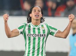 Lainez entró como cambió obligado y al final decidió el partido. AP/D. Vincent