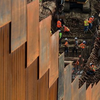 Trump declara emergencia para financiar muro