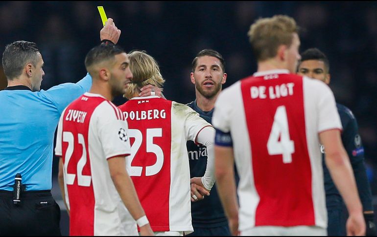 Inicialmente Ramos admitió haber buscado la amarilla de manera intencional, pero después se retractó. AP/ARCHIVO