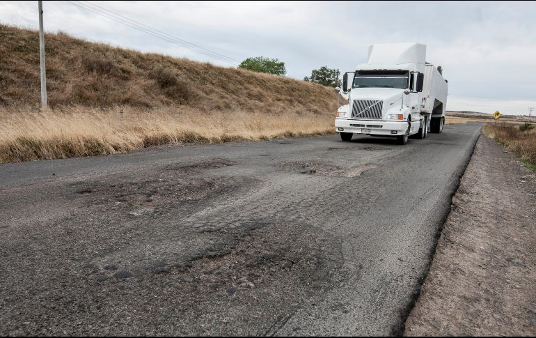 De este recurso, dos mil millones de pesos se destinarán al mantenimiento y modernización de doce tramos carreteros en la entidad. EL INFORMADOR/ ARCHIVO