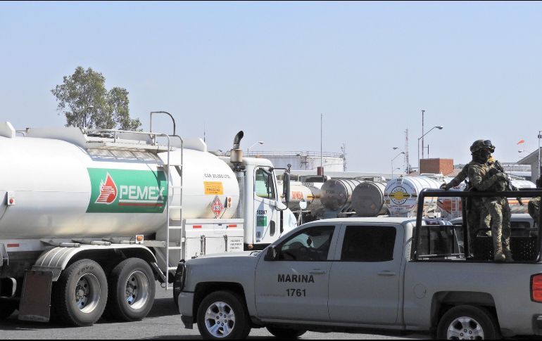 Las medidas anunciadas este viernes ayudarán por un tiempo a Pemex a conservar su calificación crediticia, pero sólo a corto plazo, advierten. EFE/H. Ríos