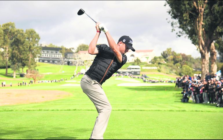 Justin Thomas (foto) comparte el liderato con Adam Scott. AFP