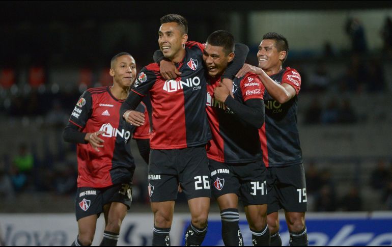 Aunque sus números son similares, Atlas llega como el menos favorito ante Chivas. MEXSPORT/ARCHIVO