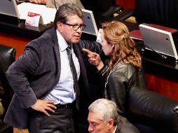 Monreal mencionó que el día de hoy se reunión con los coordinadores de MC, PRI, PRD y PAN, para abordar la iniciativa. SUN / ARCHIVO