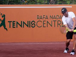 Rafa Nadal participa hoy lunes, durante la inauguración de su primer centro deportivo fuera de España, el Rafa Nadal Tennis Centre. EFE/A. Cupul