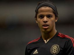 Dos Santos saludó con desgano ante los abucheos. MEXSPORT/ARCHIVO