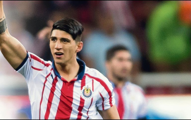 Alan Pulido anhela convertirse en campeón de goleo vistiendo la playera de Chivas. MEXSPORT
