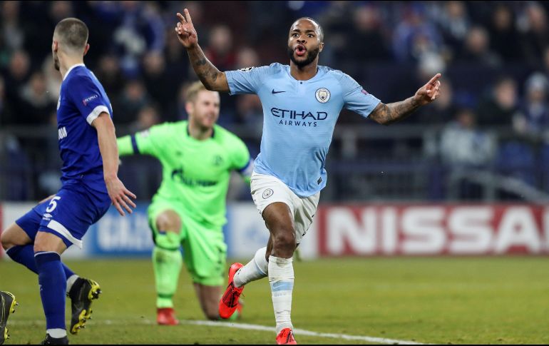 Sterling celebra al 90' tras anotar el gol que le da la victoria al City. EFE/F. Vogel