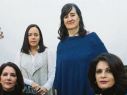 Cuatro de las pintoras participantes en la exposición “De la mancha a la línea”. EL INFORMADOR / G. GALLA