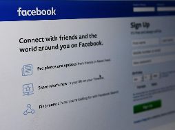 Meses más tarde, en octubre, Facebook admitió que piratas informáticos robaron datos personales de 30 millones de cuentas. AFP/ ARCHIVO