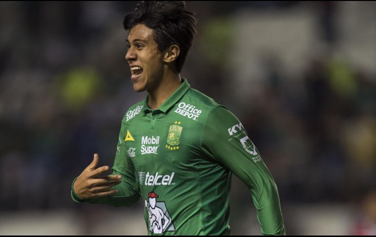 “Es una parte de inexperiencia, he hablado con él, Marcelo Michel ha hablado con él y necesitamos que se dedique a jugar, en la cancha”, dijo el director deportivo Mariano Varela. MEXSPORT / ARCHIVO