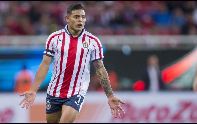 ''A mí no me ha pasado (que lo traten mal en el vestidor), me he llevado muy bien con todos y somos un equipo que está muy unido'', señala el atacante. MEXSPORT / ARCHIVO