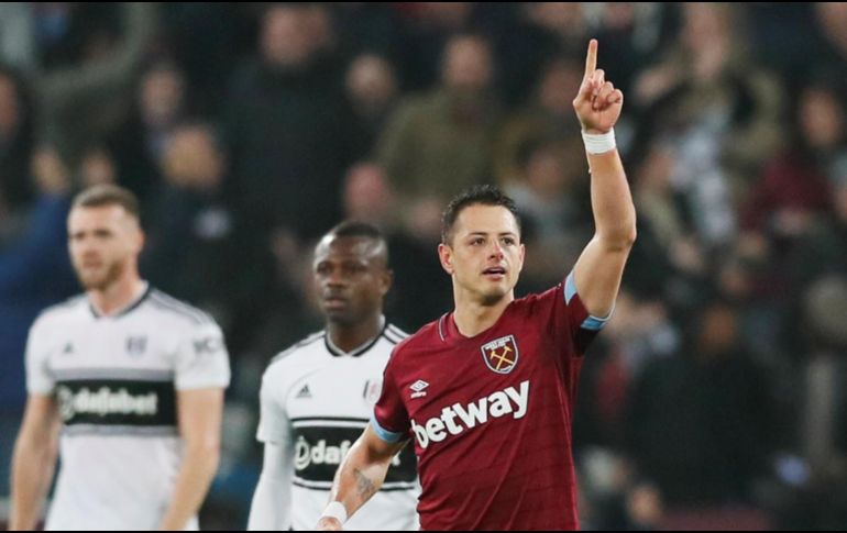 El tapatío marcó al 29' el gol que significó el 1-1 momentáneo en el marcador. REUTERS/D. Klein