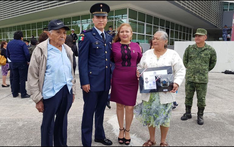Antonio Nava Cruz, subteniente de la Fuerza Aérea de México. Es uno de los 25 especialistas en Mantenimiento de Aviación que se graduaron este día. EL INFORMADOR/R. Bobadilla