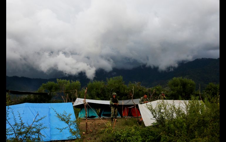 Las acciones del Ejército mexicano irrumpen en la vida cotidiana de los pueblos de la Sierra Madre del Sur. REUTERS / C. Jasso